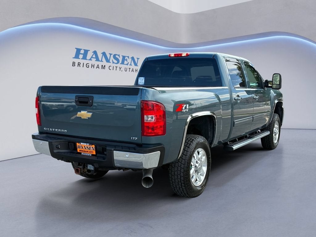 2011 Chevrolet Silverado 3500 HD SRW LTZ