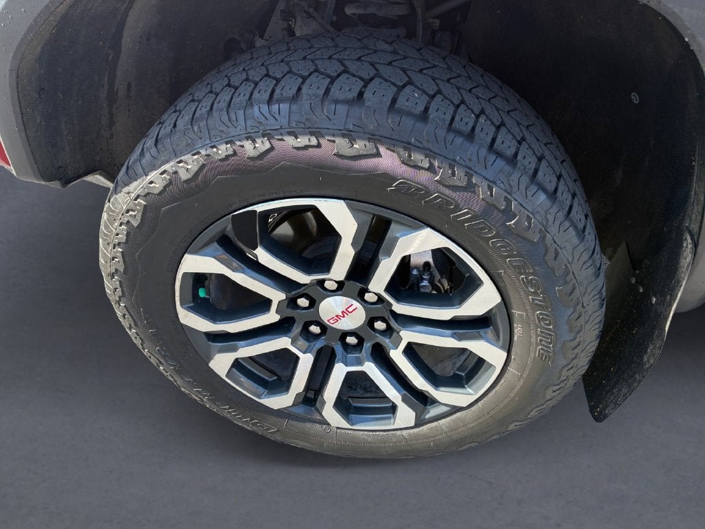 2023 GMC Canyon 4WD AT4