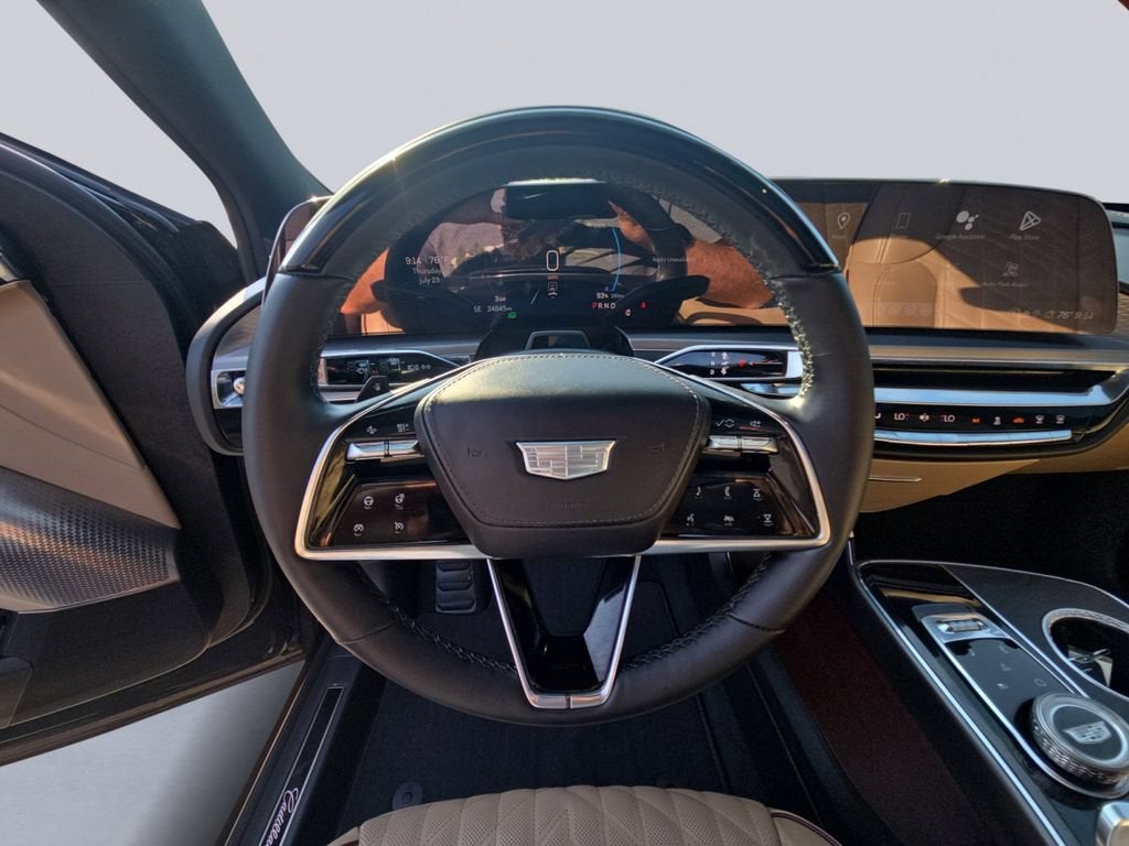 2024 Cadillac LYRIQ Sport 3