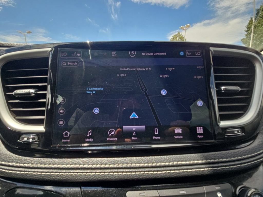 2024 Chrysler Pacifica Hybrid Select
