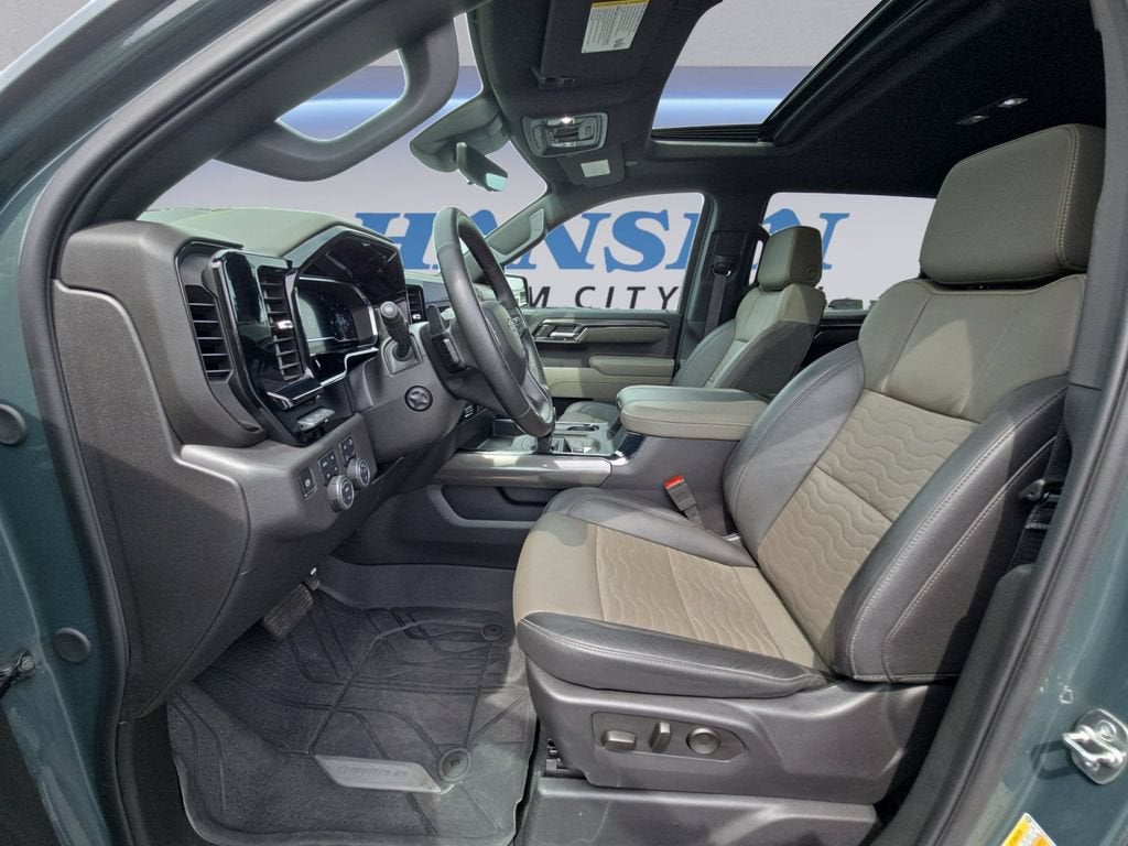 2025 Chevrolet Silverado 1500 ZR2