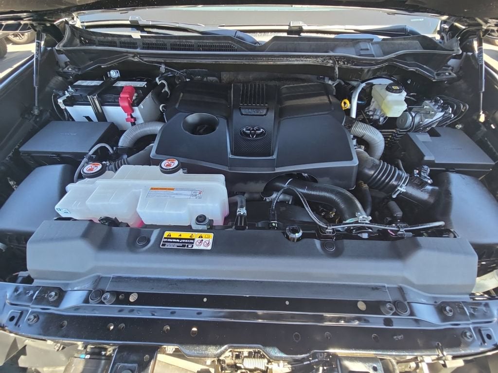 2025 Toyota Tundra 4WD SR5